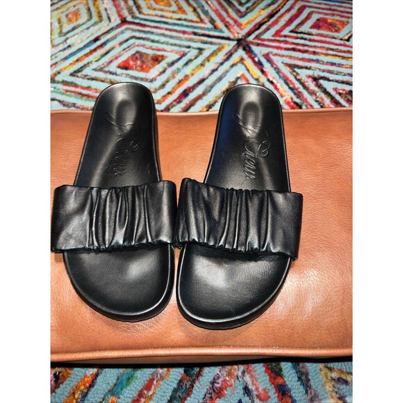 J-Crew  Leather Slides Ergo 1 Inch Pleated Chunklas Thongs Size 12 - Picture 1 of 10